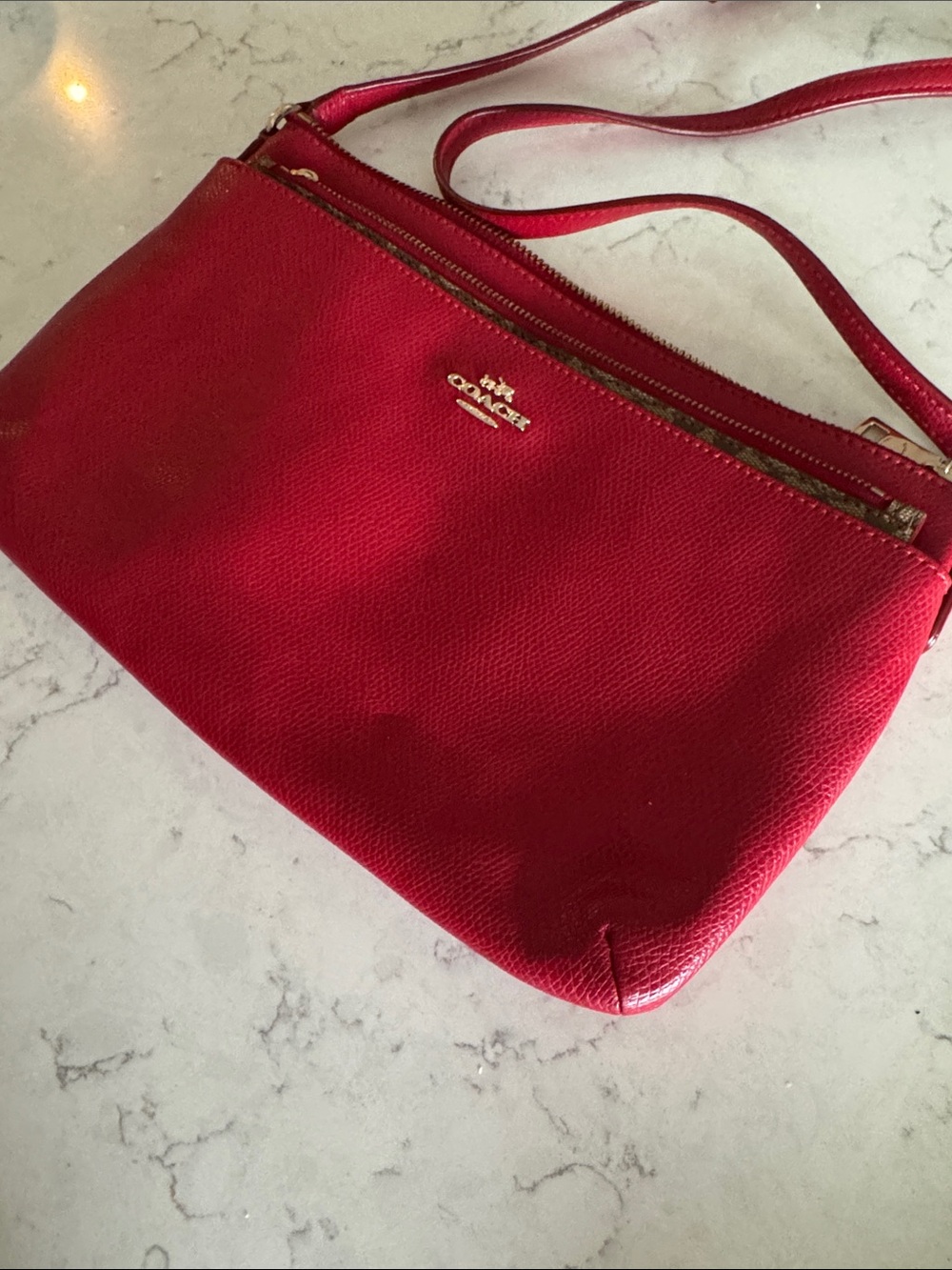 Coach Red Pebbled Leather Crossbody Bag with Additional Zippered Case. - Picture 3 of 13